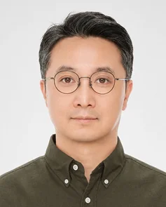 Kwan Hyun Cho photo
